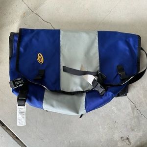 Timbuk2 size L Large messenger shoulder bag blue/gray holds 17” laptop